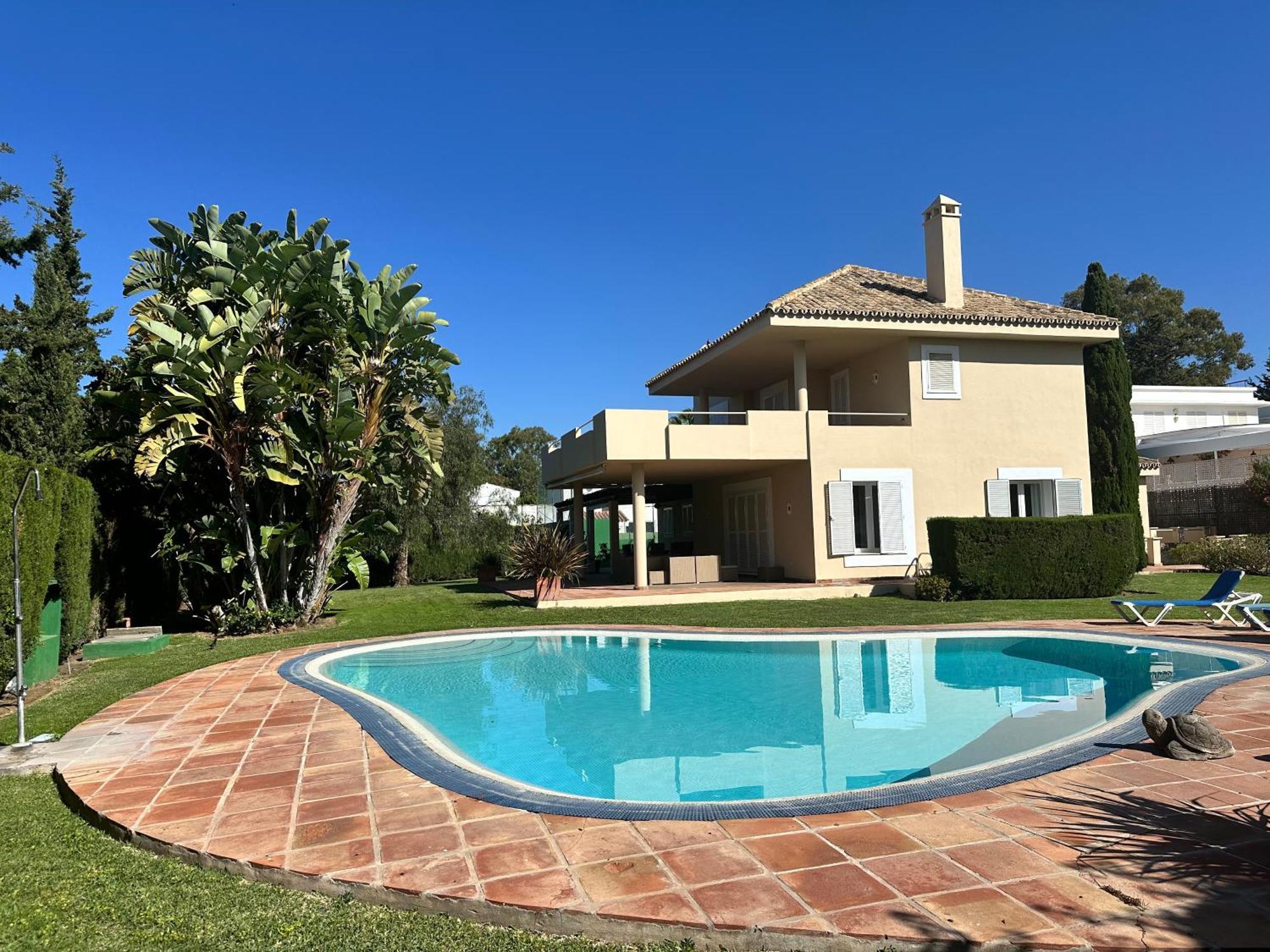 Villa Xpce Artola Playa - De Lujo Con Pista De Padel Privada Y Piscina Marbella